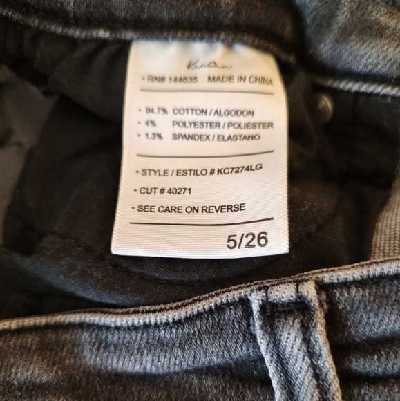 Kancan Women's Skinny Gray Frayed Hem Jeans - Picture 10 of 10